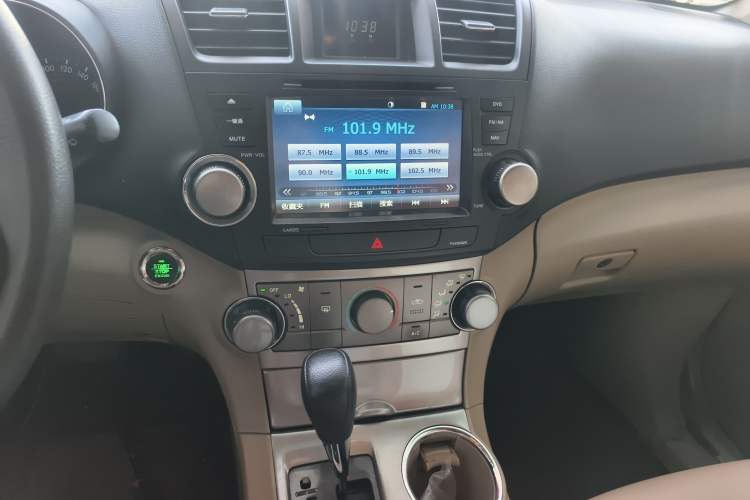 Used Toyota Highlander 2012 2.7L 2WD 5-Seater Elite Edition Audio And AC Panel