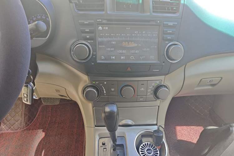 Used Toyota Highlander 2012 2.7L 2WD 5-Seater Elite Edition Audio And AC Panel