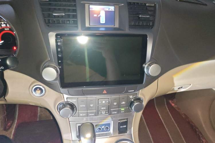Used Toyota Highlander 2012 3.5L 4x4 7-Seater Luxury Edition Audio And AC Panel