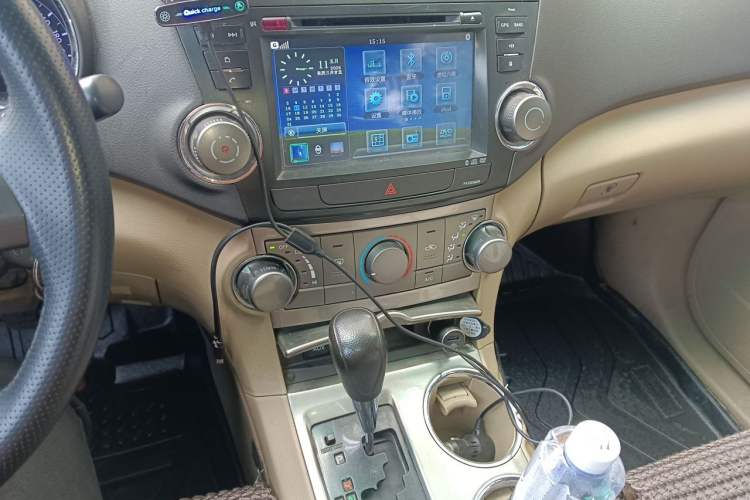 Used Toyota Highlander 2012 2.7L 2WD 5-Seater Elite Edition Audio And AC Panel