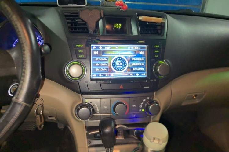 Used Toyota Highlander 2012 2.7L 2WD 5-Seater Elite Edition Audio And AC Panel
