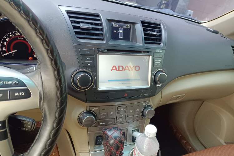 Used Toyota Highlander 2012 3.5L 4x4 7-Seater Luxury Edition with Navigation Audio And AC Panel