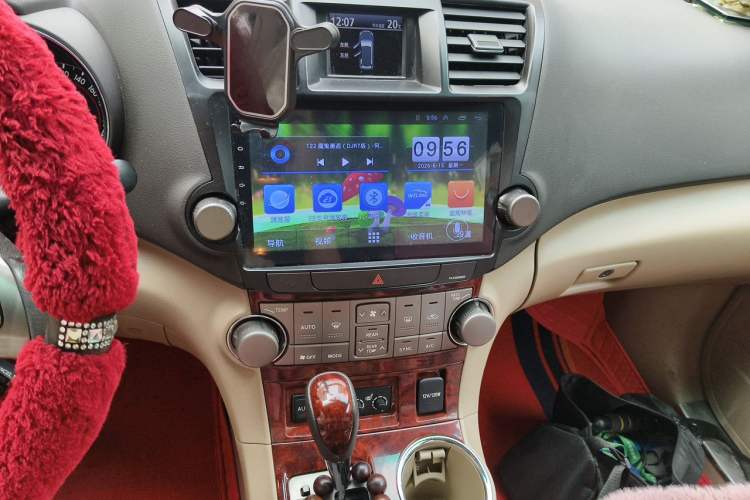 Used Toyota Highlander 2012 2.7L Two-Wheel Drive 7-Seater Luxury Edition Audio And AC Panel