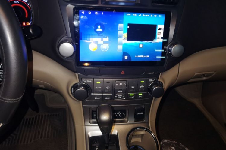 Used Toyota Highlander 2012 2.7L Two-Wheel Drive 7-Seater Luxury Edition Audio And AC Panel
