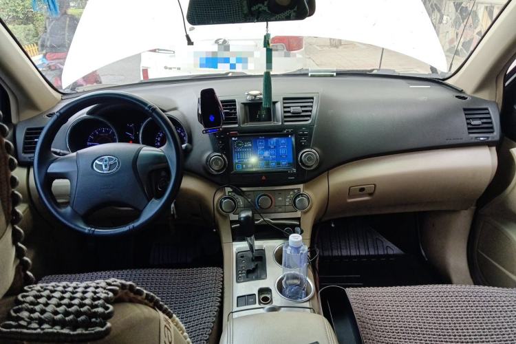 Used Toyota Highlander 2012 2.7L 2WD 5-Seater Elite Edition Center Console