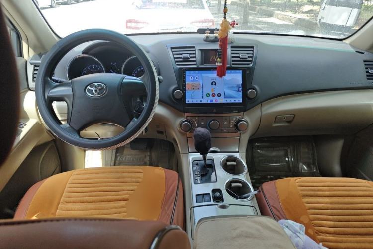 Used Toyota Highlander 2012 2.7L 2WD 5-Seater Elite Edition Center Console