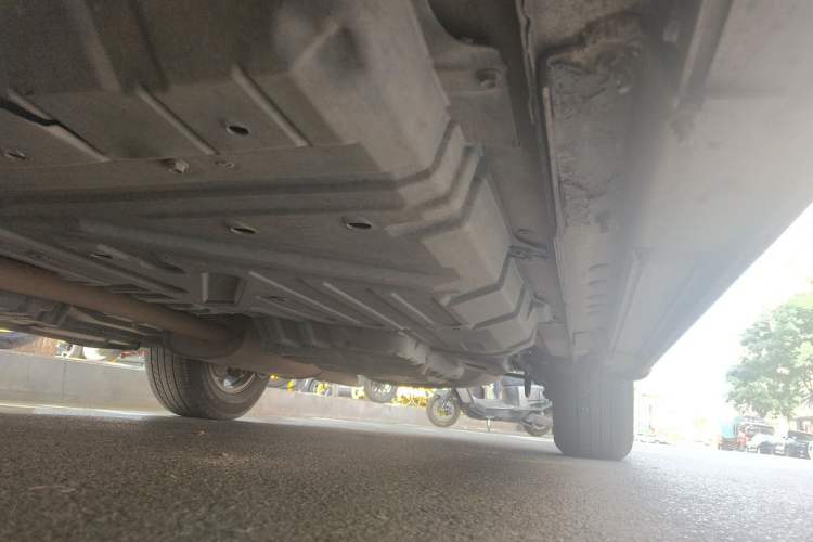 Used Toyota Highlander 2012 2.7L Two-Wheel Drive 7-Seater Elite Edition Chassis Front Left