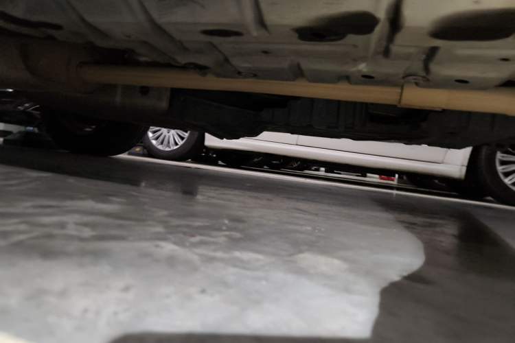 Used Toyota Highlander 2012 2.7L 2WD 5-Seater Elite Edition Chassis Front Right