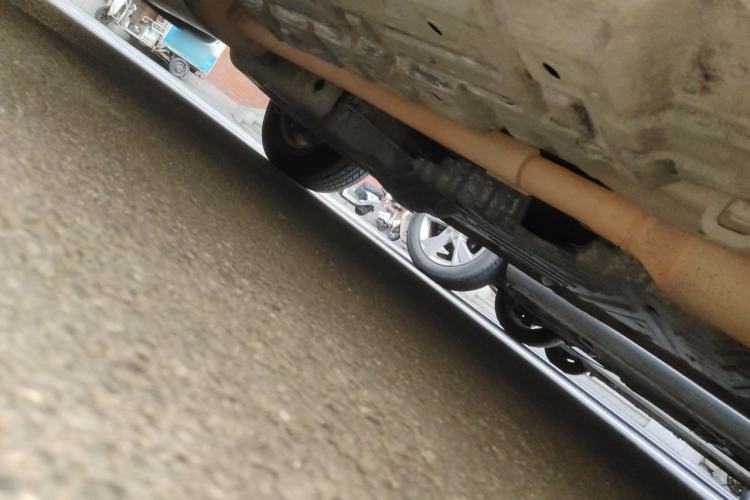 Used Toyota Highlander 2012 2.7L 2WD 5-Seater Elite Edition Chassis Front Right