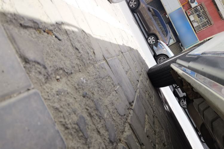 Used Toyota Highlander 2012 2.7L 2WD 5-Seater Elite Edition Chassis Front Right