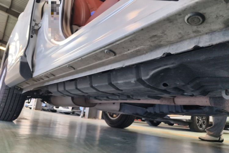 Used Toyota Highlander 2012 2.7L 2WD 5-Seater Elite Edition Chassis Front Right