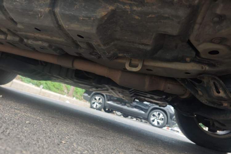 Used Toyota Highlander 2012 2.7L Two-Wheel Drive 7-Seater Elite Edition Chassis Front Right