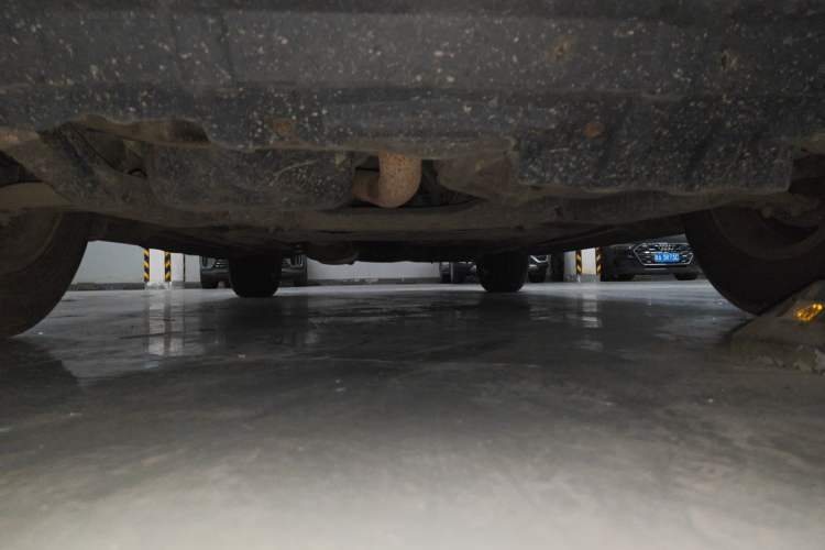 Used Toyota Highlander 2012 2.7L Two-Wheel Drive 7-Seater Elite Edition Chassis Front