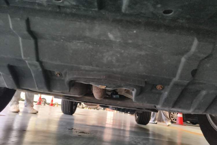 Used Toyota Highlander 2012 2.7L 2WD 5-Seater Elite Edition Chassis Front