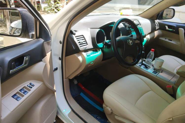 Used Toyota Highlander 2012 2.7L 2WD 5-Seater Elite Edition Driver Seat