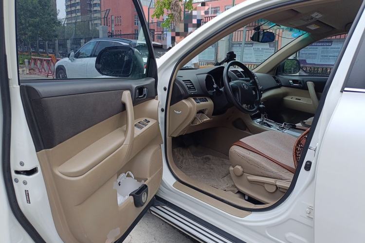 Used Toyota Highlander 2012 2.7L 2WD 5-Seater Elite Edition Driver Seat