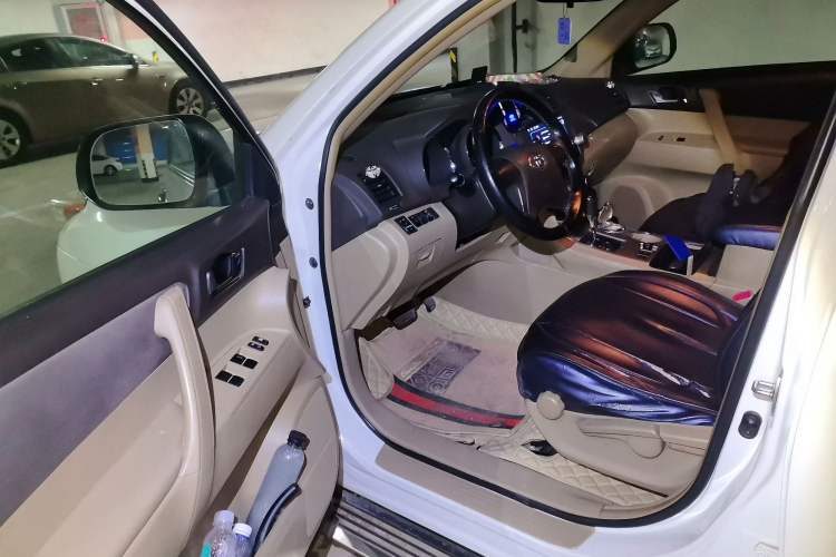 Used Toyota Highlander 2012 2.7L 2WD 5-Seater Elite Edition Driver Seat