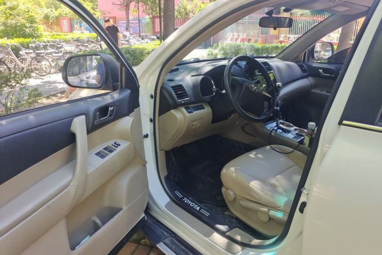 Used Toyota Highlander 2012 2.7L 2WD 5-Seater Elite Edition Driver Seat