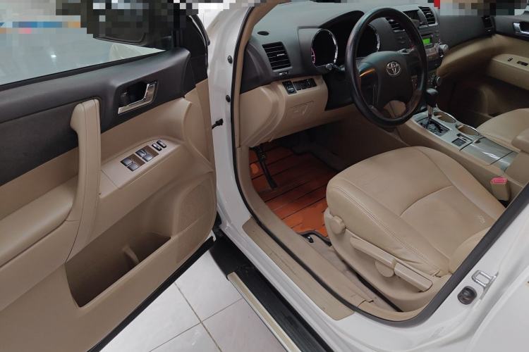 Used Toyota Highlander 2012 2.7L 2WD 5-Seater Elite Edition Driver Seat