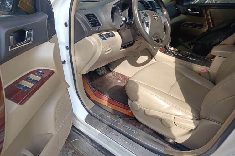 Used Toyota Highlander 2012 2.7L 2WD 5-Seater Elite Edition Driver Seat