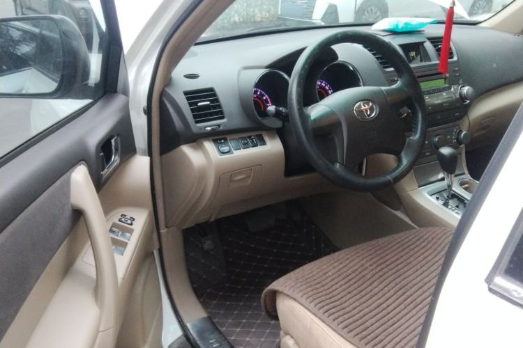 Used Toyota Highlander 2012 2.7L Two-Wheel Drive 7-Seater Elite Edition Driver Seat