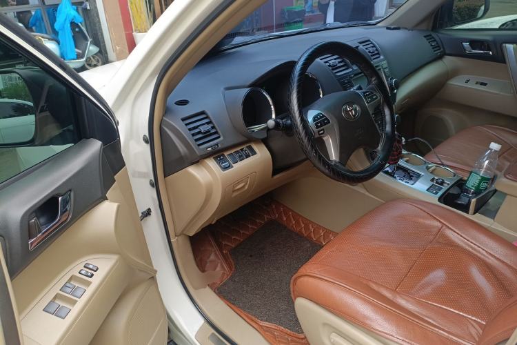 Used Toyota Highlander 2012 3.5L 4x4 7-Seater Luxury Edition Driver Seat