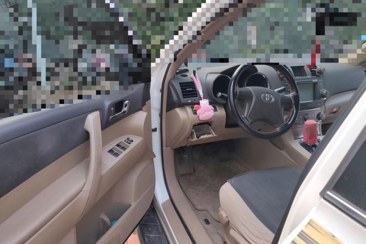 Used Toyota Highlander 2012 2.7L Two-Wheel Drive 7-Seater Elite Edition Driver Seat