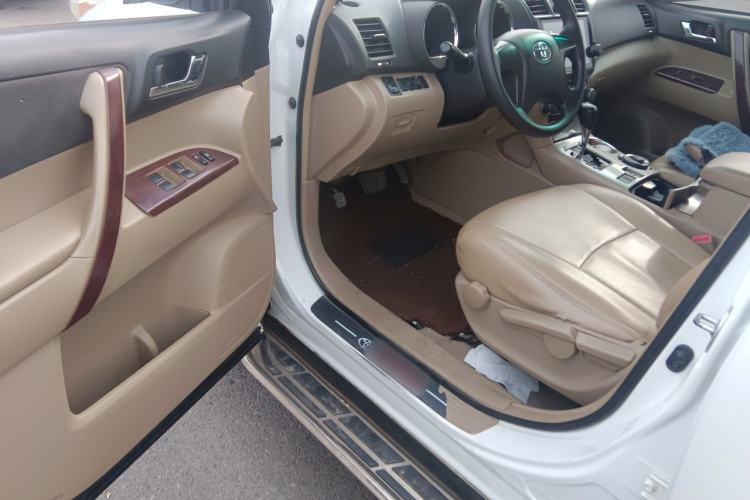Used Toyota Highlander 2012 2.7L 2WD 5-Seater Elite Edition Driver Seat