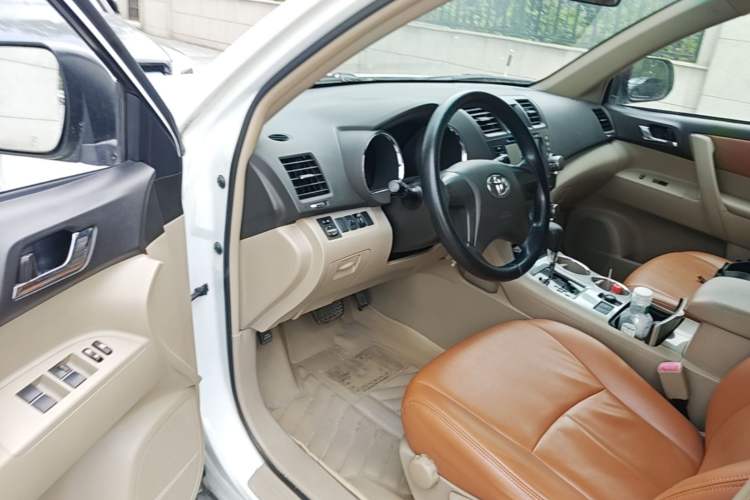 Used Toyota Highlander 2012 2.7L 2WD 5-Seater Elite Edition Driver Seat