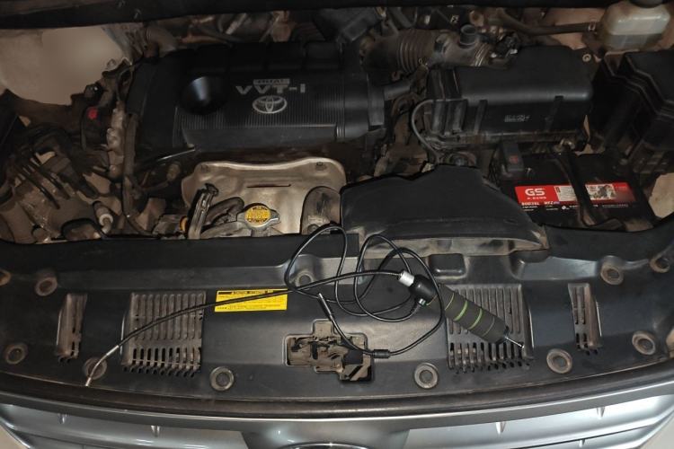 Used Toyota Highlander 2012 2.7L Two-Wheel Drive 7-Seater Luxury Edition Engine Bay