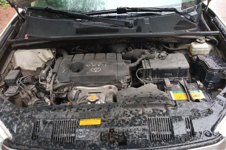Used Toyota Highlander 2012 2.7L Two-Wheel Drive 7-Seater Luxury Edition Engine Bay