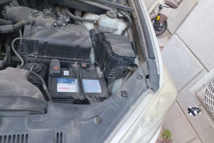 Used Toyota Highlander 2012 2.7L 2WD 5-Seater Elite Edition Engine Bay Left