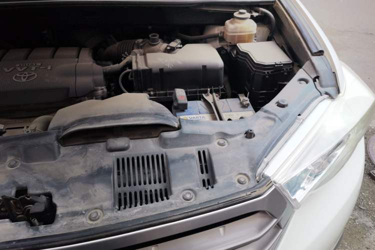 Used Toyota Highlander 2012 2.7L 2WD 5-Seater Elite Edition Engine Bay Left