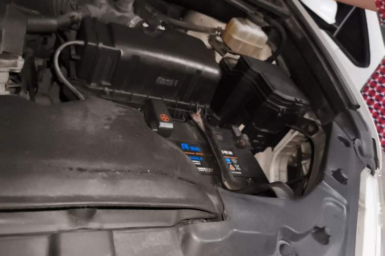 Used Toyota Highlander 2012 2.7L 2WD 5-Seater Elite Edition Engine Bay Left