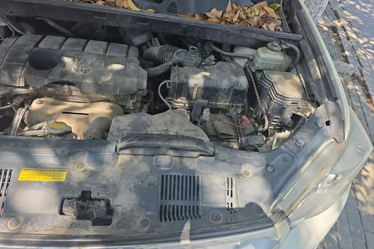 Used Toyota Highlander 2012 2.7L 2WD 5-Seater Elite Edition Engine Bay Left