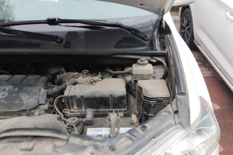 Used Toyota Highlander 2012 2.7L Two-Wheel Drive 7-Seater Elite Edition Engine Bay Left