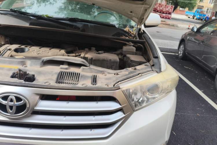 Used Toyota Highlander 2012 2.7L 2WD 5-Seater Elite Edition Engine Bay Left