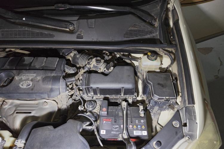Used Toyota Highlander 2012 2.7L Two-Wheel Drive 7-Seater Elite Edition Engine Bay Left