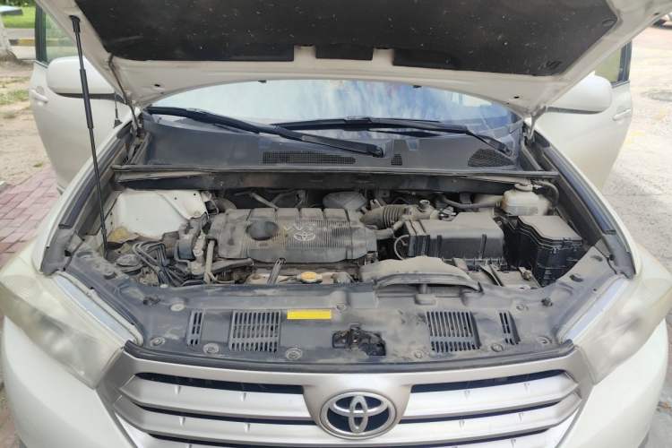Used Toyota Highlander 2012 2.7L 2WD 5-Seater Elite Edition Engine Bay