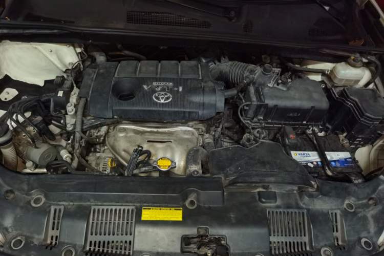 Used Toyota Highlander 2012 2.7L Two-Wheel Drive 5-Seater Sport Edition Engine Bay