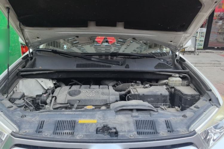 Used Toyota Highlander 2012 2.7L Two-Wheel Drive 7-Seater Luxury Edition Engine Bay