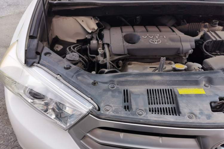 Used Toyota Highlander 2012 2.7L 2WD 5-Seater Elite Edition Engine Bay Right