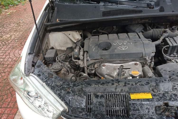 Used Toyota Highlander 2012 2.7L Two-Wheel Drive 7-Seater Luxury Edition Engine Bay Right