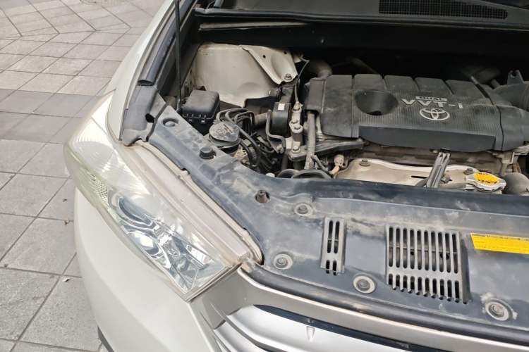 Used Toyota Highlander 2012 2.7L Two-Wheel Drive 7-Seater Elite Edition Engine Bay Right