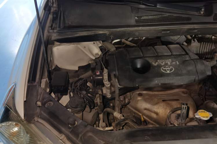 Used Toyota Highlander 2012 2.7L Two-Wheel Drive 7-Seater Luxury Edition Engine Bay Right