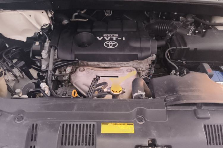 Used Toyota Highlander 2012 2.7L Two-Wheel Drive 7-Seater Luxury Edition Engine Bay