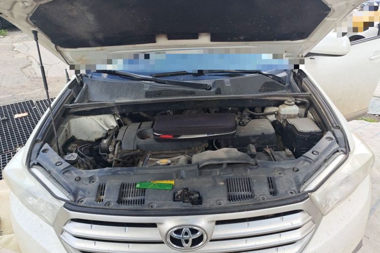 Used Toyota Highlander 2012 2.7L 2WD 5-Seater Elite Edition Engine Bay