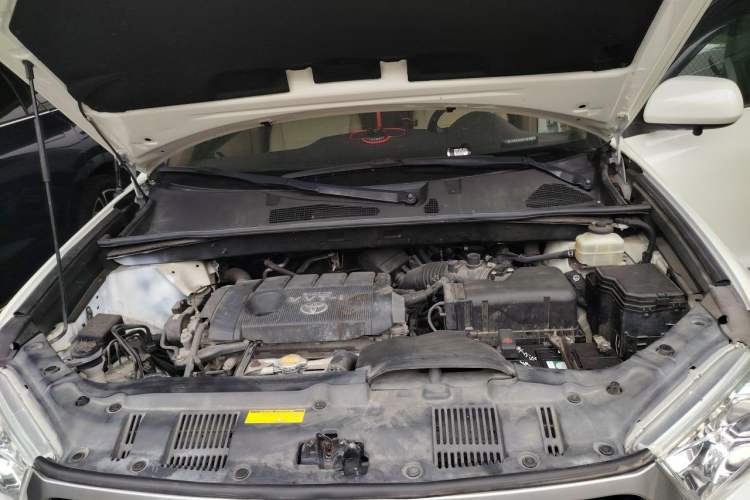 Used Toyota Highlander 2012 2.7L Two-Wheel Drive 7-Seater Elite Edition Engine Bay