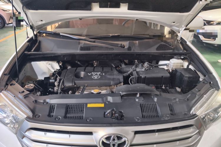Used Toyota Highlander 2012 2.7L 2WD 5-Seater Elite Edition Engine Bay