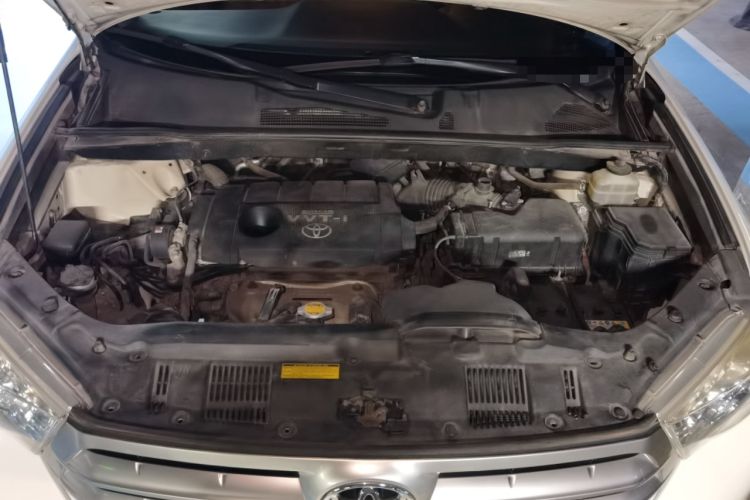Used Toyota Highlander 2012 2.7L Two-Wheel Drive 7-Seater Luxury Edition Engine Bay
